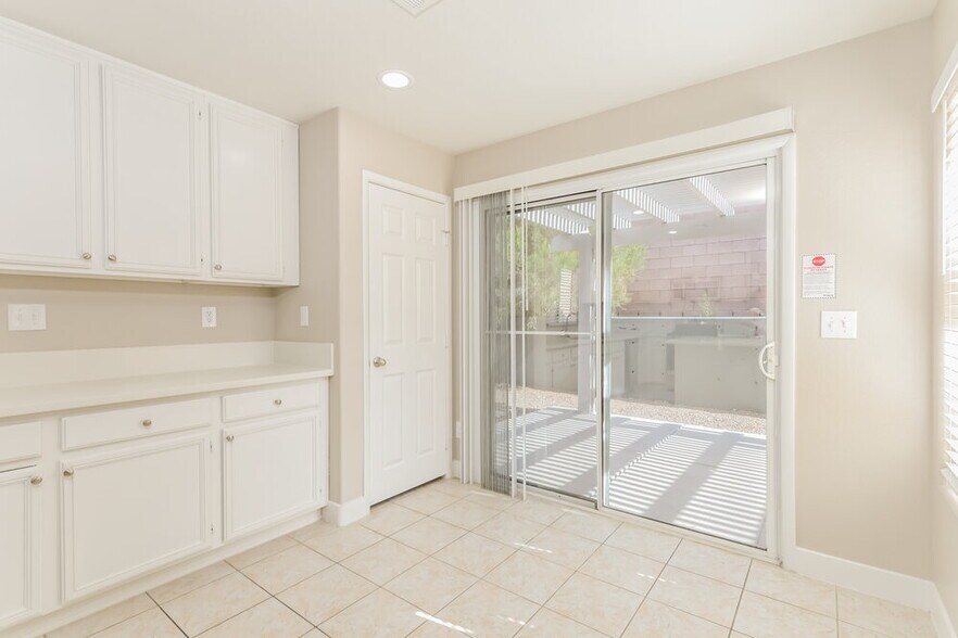 Building Photo - 217 Bella Matese Ave