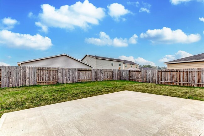 Building Photo - 15766 Del Norte Dr