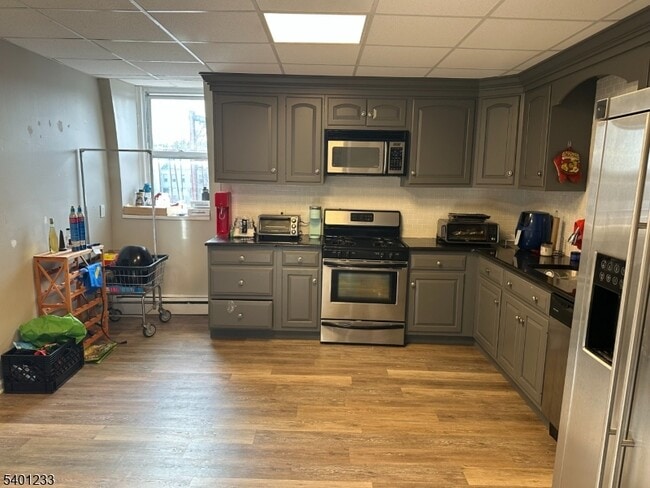 Building Photo - 17 Waverly Pl