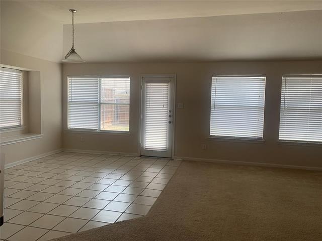 Building Photo - 3034 Lakefield Dr