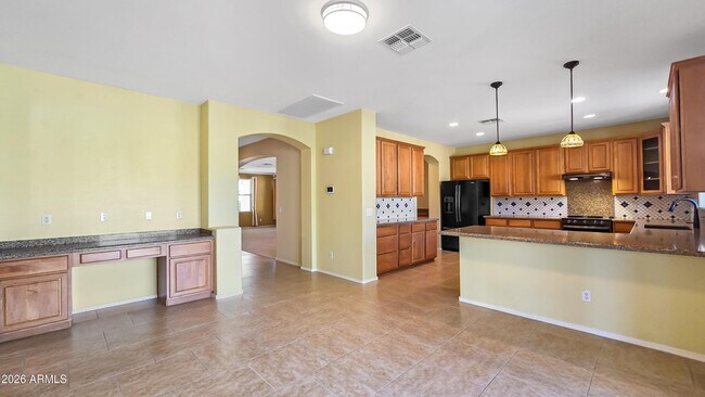 Building Photo - 14226 W Wethersfield Rd