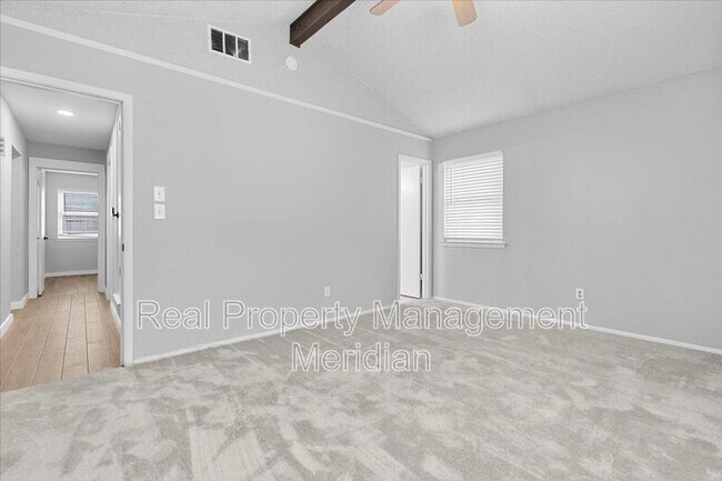 Building Photo - 8725 Irongate Dr