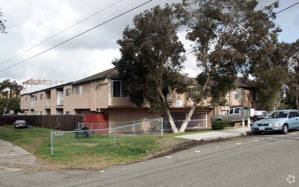Building Photo - Church Street Apartments