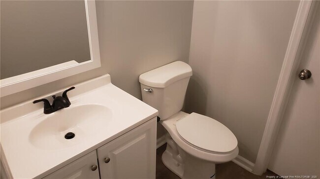 Building Photo - 109 Greengate Ct