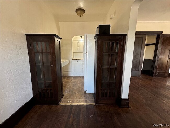 Building Photo - 6801 Buffalo Ave