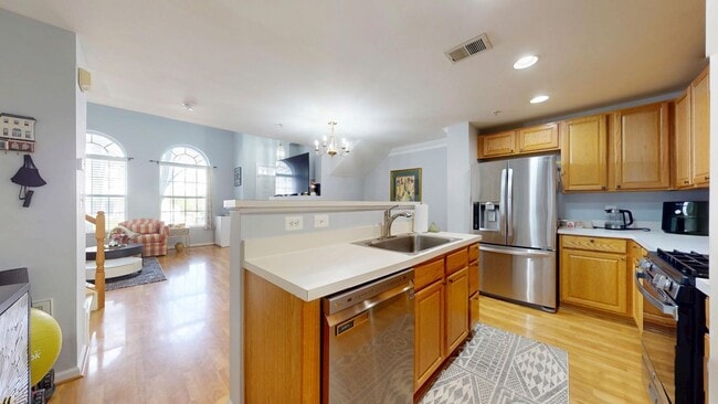 Building Photo - 42252 Black Rock Terrace