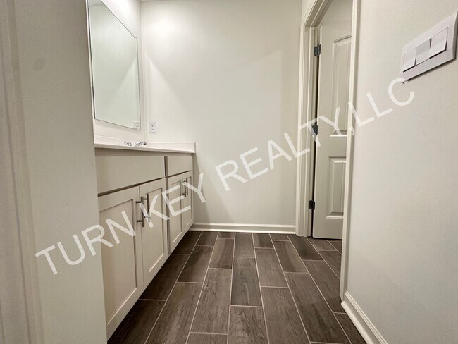 Building Photo - Home for rent in Kimberly