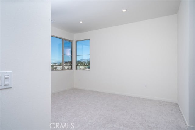 Building Photo - 3251 E Emerald Dr