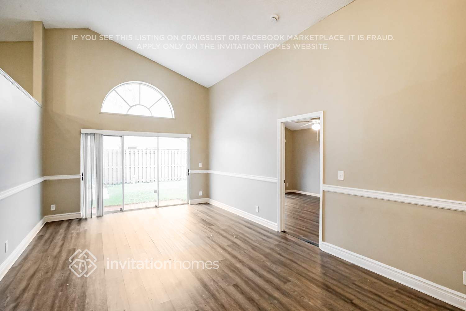 Building Photo - 6821 NW 28th Pl