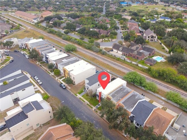 Building Photo - 24 S 4th St