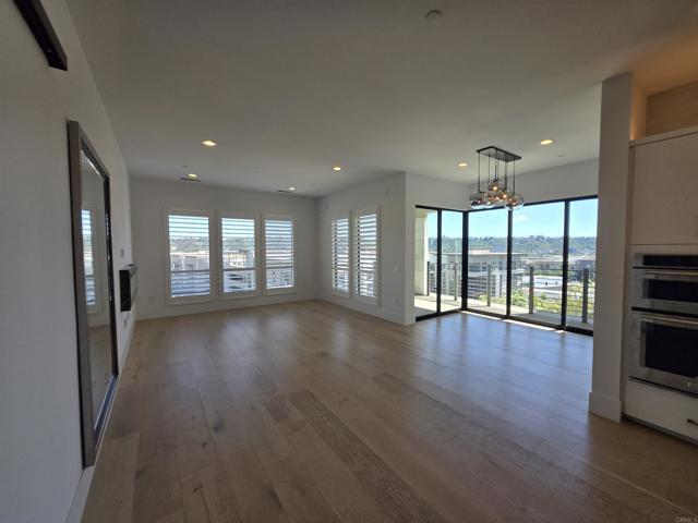 Building Photo - 8337 Distinctive Dr