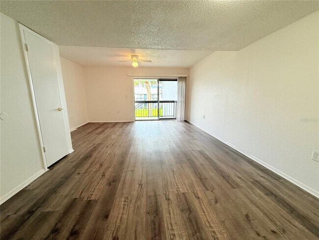 Building Photo - 4149 S Semoran Blvd