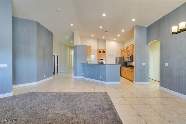 Building Photo - 2255 Double Tree Ave