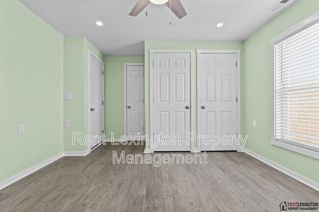 Building Photo - 111 High Hope Ln