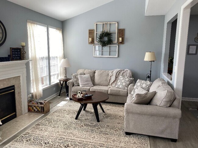 Building Photo - 41889 Precious Square