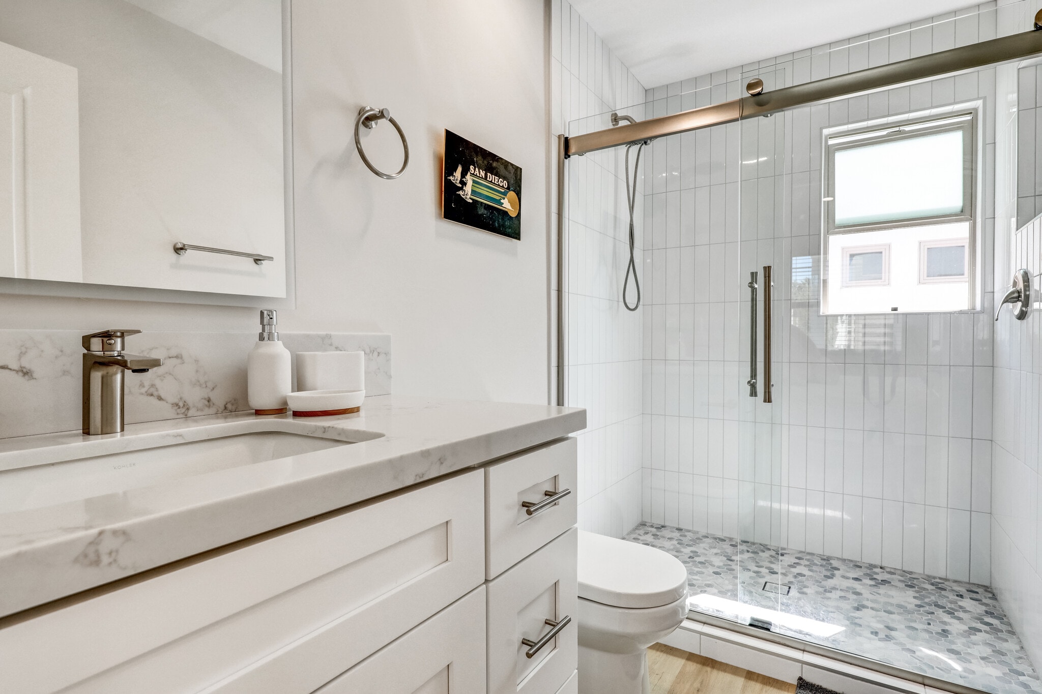 Building Photo - 940 Law St