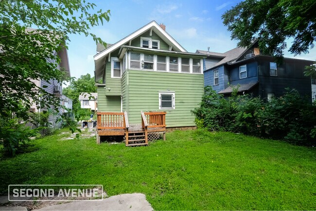 Building Photo - 3317 Agnes Ave