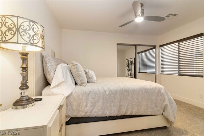 Building Photo - 9758 Hawk Crest St