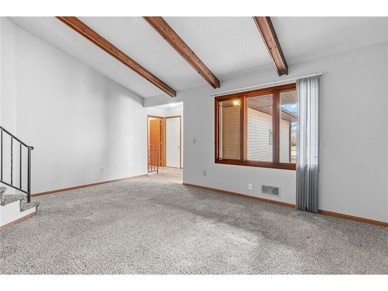 Building Photo - 1347 Hadley Ave N