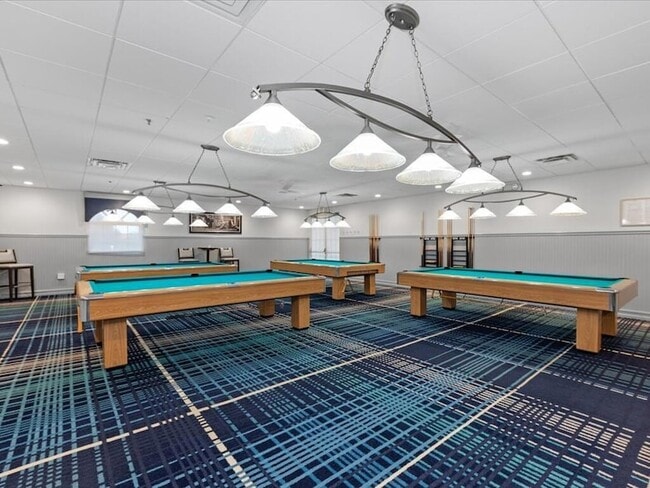 Building Photo - 5415 Verona Dr