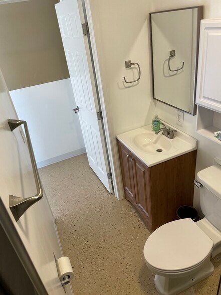 Bathroom - 3715 7th St W