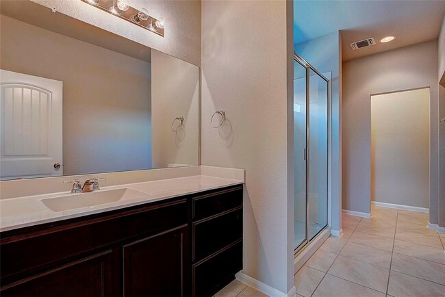 Building Photo - 10404 Hatton Ln