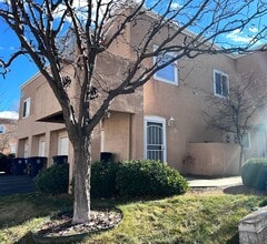Building Photo - Gated community, 2 Br, 2.5 Ba w/ appliance...