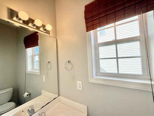 Building Photo - Newly Remodeled 3BD, 2.5BA Raleigh Home wi...
