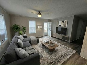 Building Photo - 824 MacBeth Cir