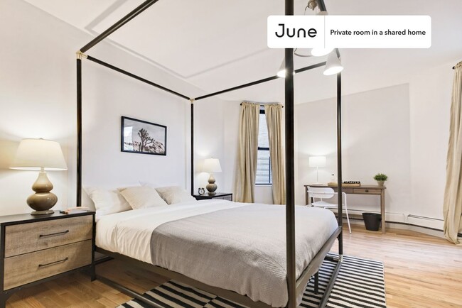 Primary Photo - Private bedroom in 4 bed/1 bath Home