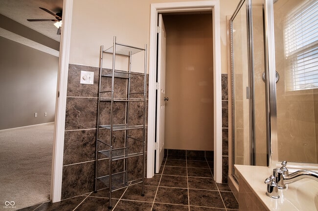 Building Photo - 11813 Traymoore Dr