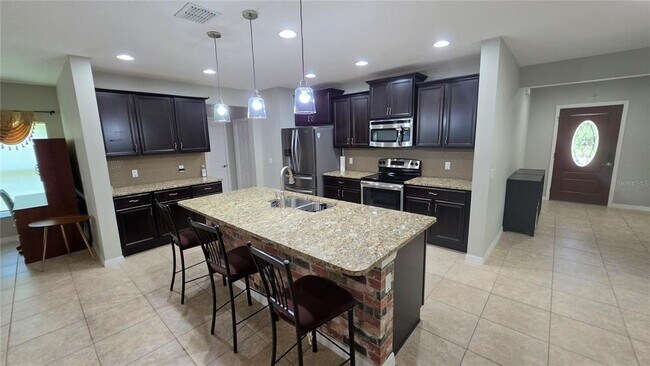 Building Photo - 3729 Isles Arbor Ln