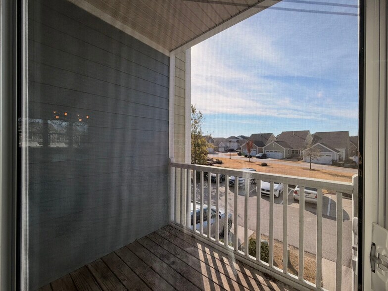 Building Photo - 6623 Perry Creek Rd