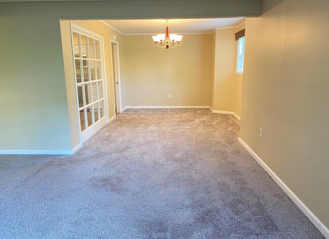 Building Photo - 5260 Crossbow Cir