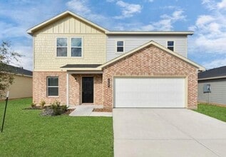 Building Photo - 15665 Briar Frst Dr