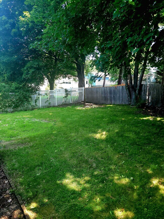 Building Photo - 22 Okinawa Ave