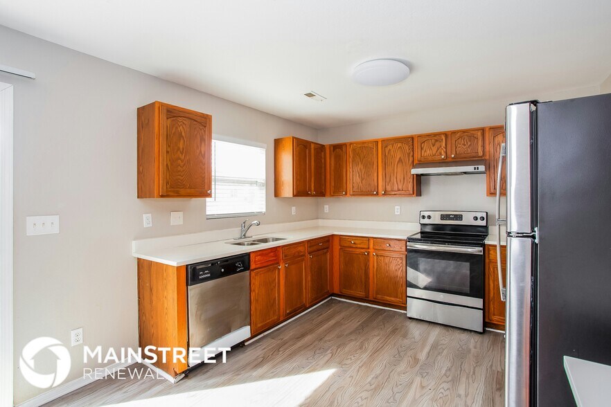 Building Photo - 3138 Buckleigh Dr