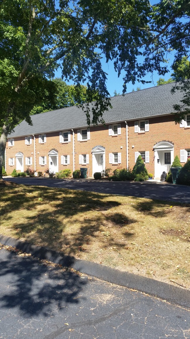 501 Maple Ave 501 Maple Ave Cheshire CT 06410 Apartment Finder