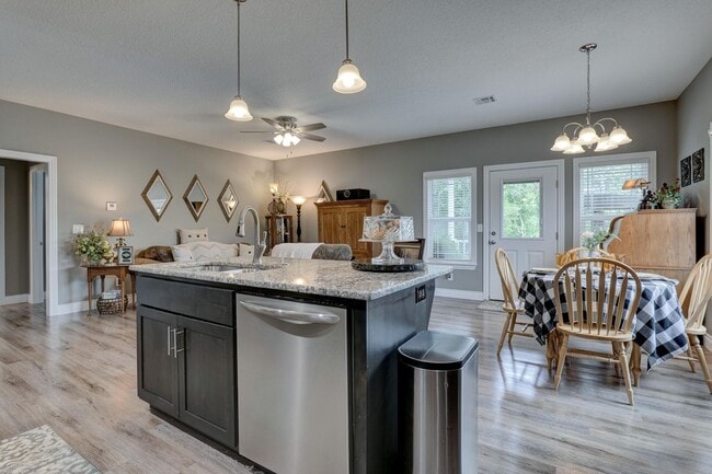 Building Photo - UNIT NOW AVAILABLE ! ! 2-BEDROOM 2-BATH DUPLEXES LOCATED IN NEOSHO! $1295.00