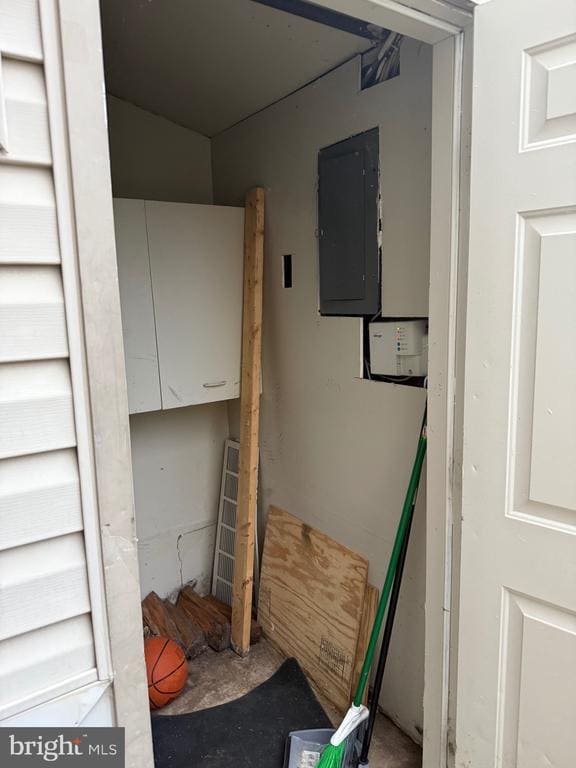 Building Photo - 9200 Bridle Path Ln