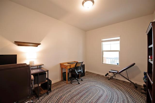 Building Photo - 1116 Blue Ridge Pl