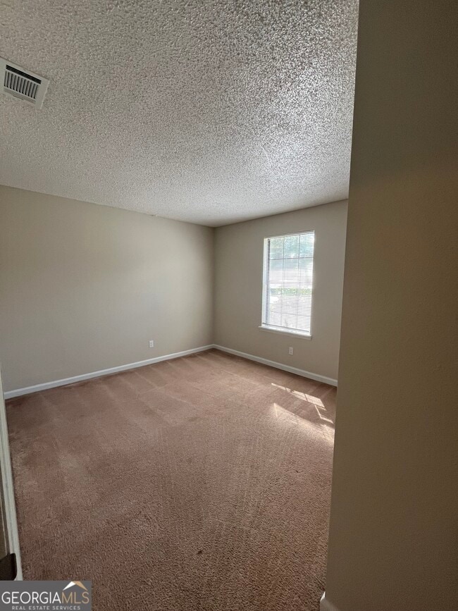 Building Photo - 419 Admiral's Walk Dr