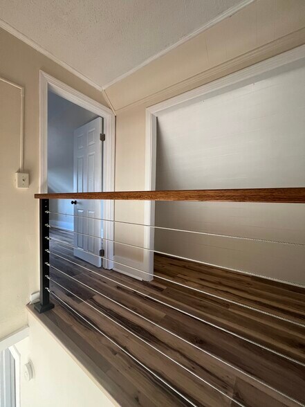 Upstairs Hall/Closet - 4 Palmer St