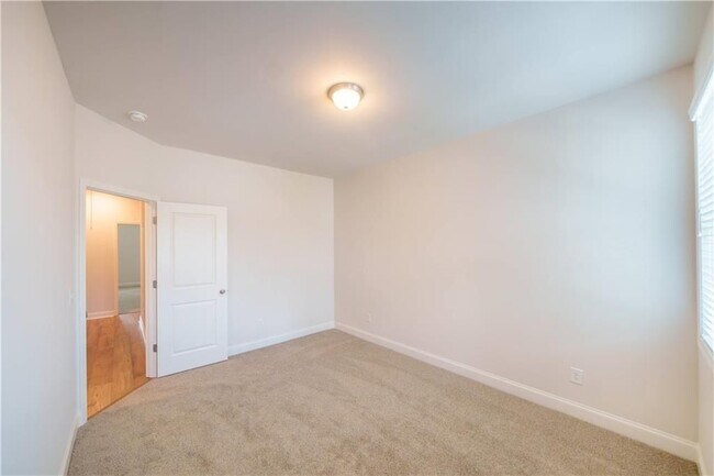 Building Photo - 5120 Hillington Wy
