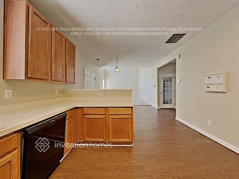 Building Photo - 3090 Waterplace Cove