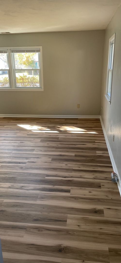 Building Photo - Charming 2-Bedroom Duplex in Kempsville, V...