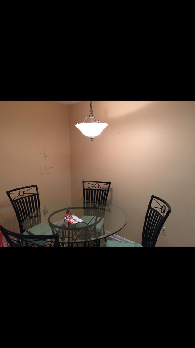 Building Photo - 8903 Mallard Ct