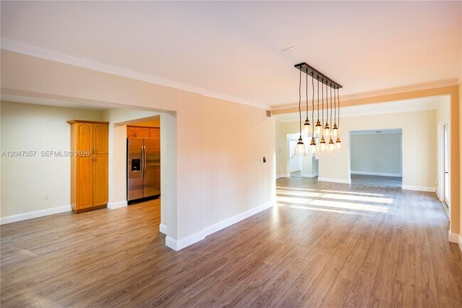 Building Photo - 5451 SW 80th St