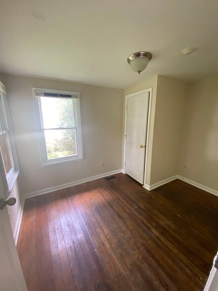 Bedroom 2 - 339 Oldham Ave