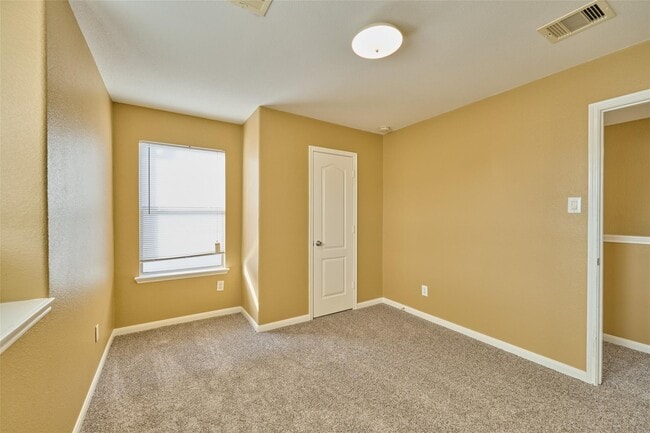 Building Photo - 3022 Swift Brook Glen Way